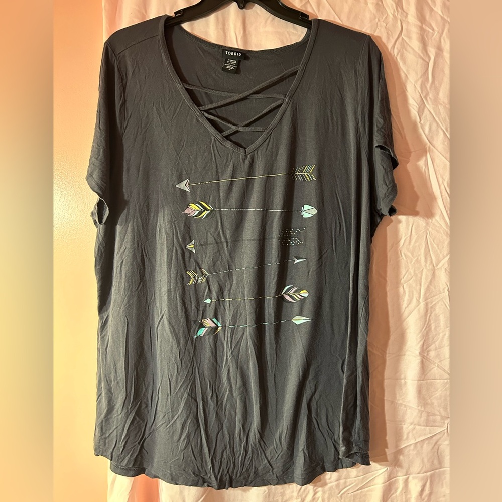 Torrid Women's Black V-Neck Top with Arrow Pattern